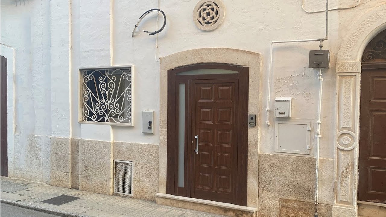 Indipendente completamente ristrutturato con tavernetta