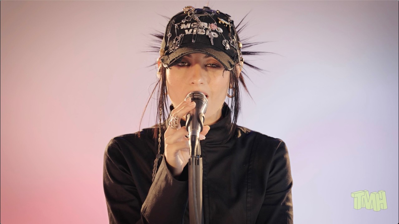 Tatu Glikman - Marquesina and 24/7 (from &ldquo;Animal Love&rdquo;) | TMH Live Session