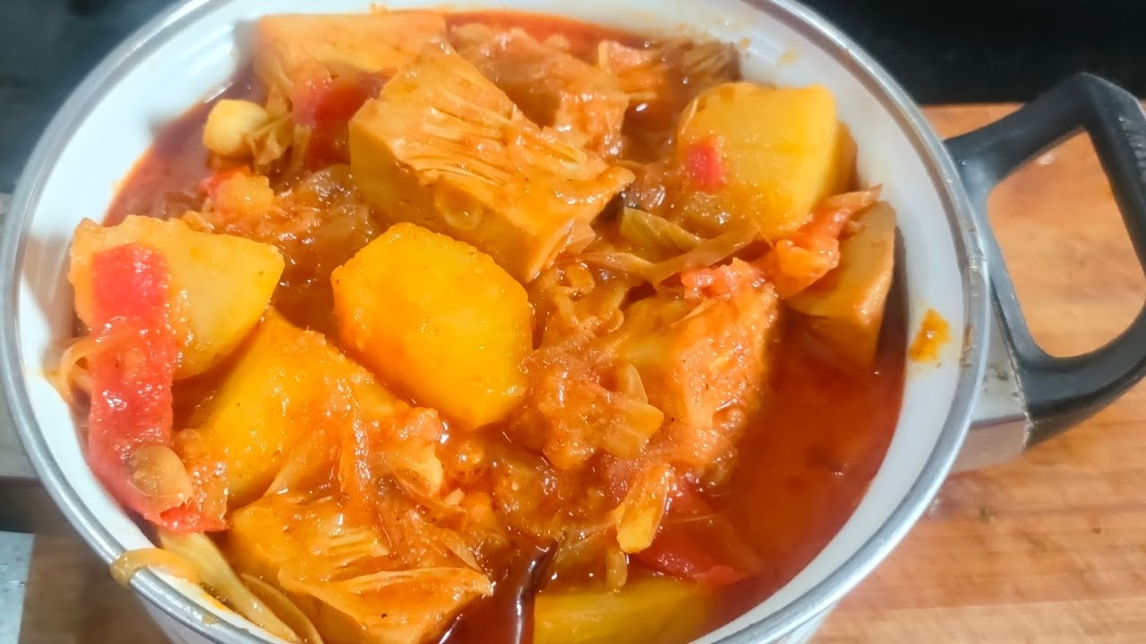 এই ভাবে এঁচোড়ের তরকারি করলে চিকেন মটনের স্বাদকেও হার মানাবে।Echor recipe in bengali
