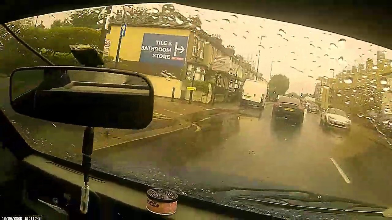 Reliant Robin ( Let's go for a Ride )