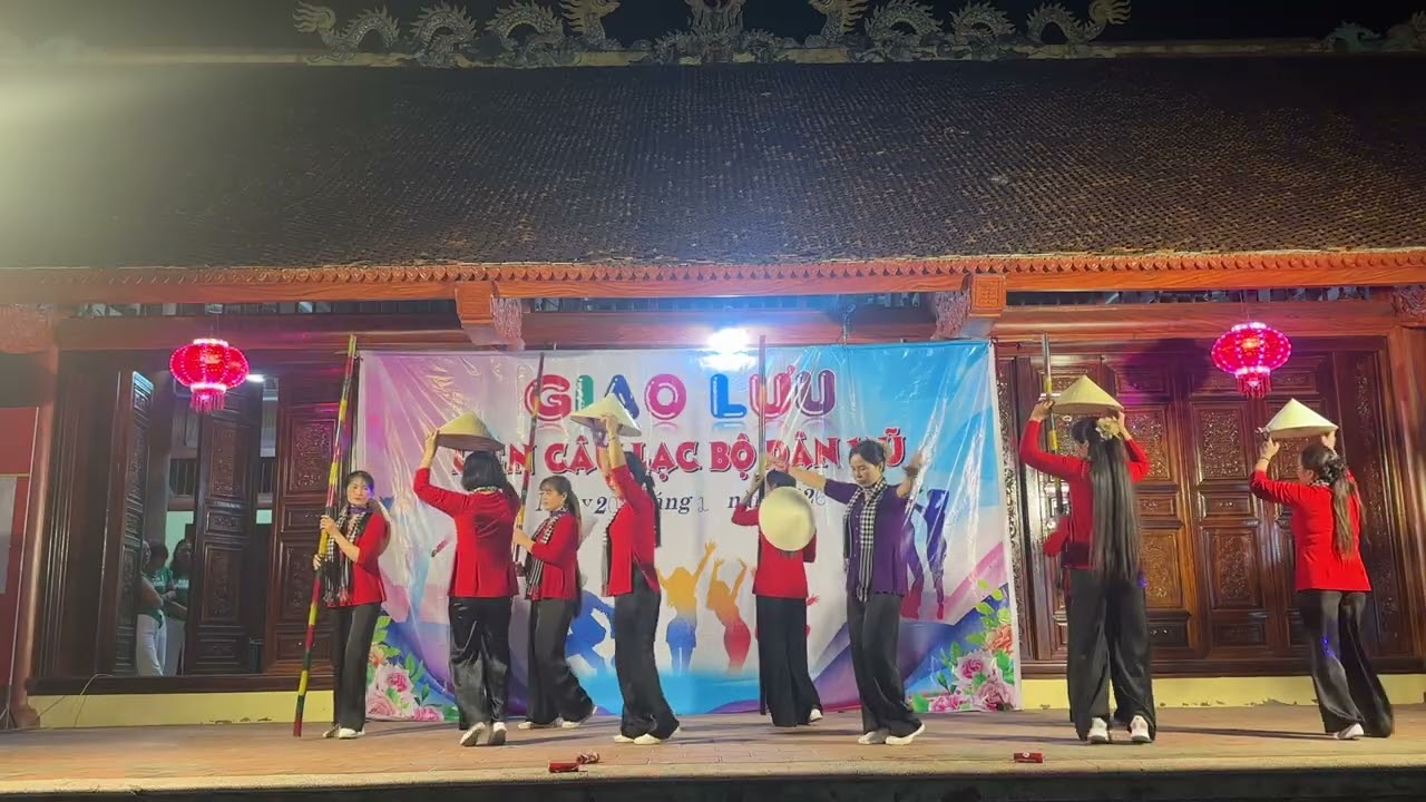 Clb . Kim trang Tây . Lời mẹ tình quê