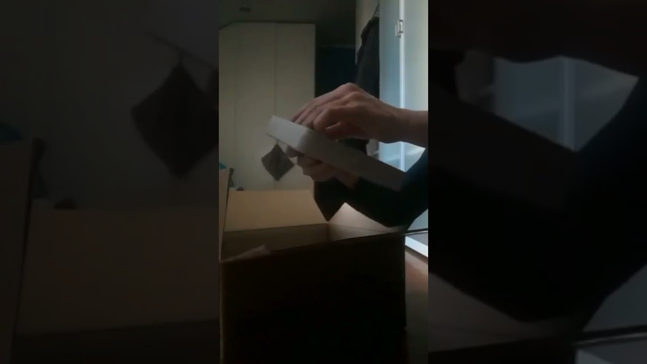 Unboxing Yuzuru Hanyu's GIFT!