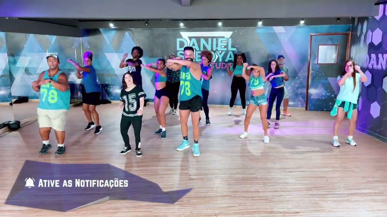 Dan-Sa - ROSÉ & Bruno Mars - APT (Prof Daniel Saboya)