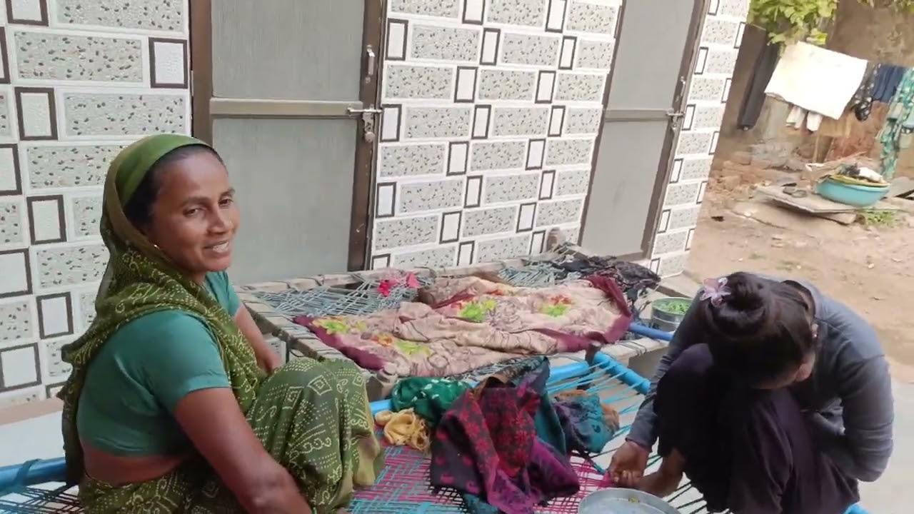 Ajj mammy ae garam thali pakdi lidhi ❔✌️💕