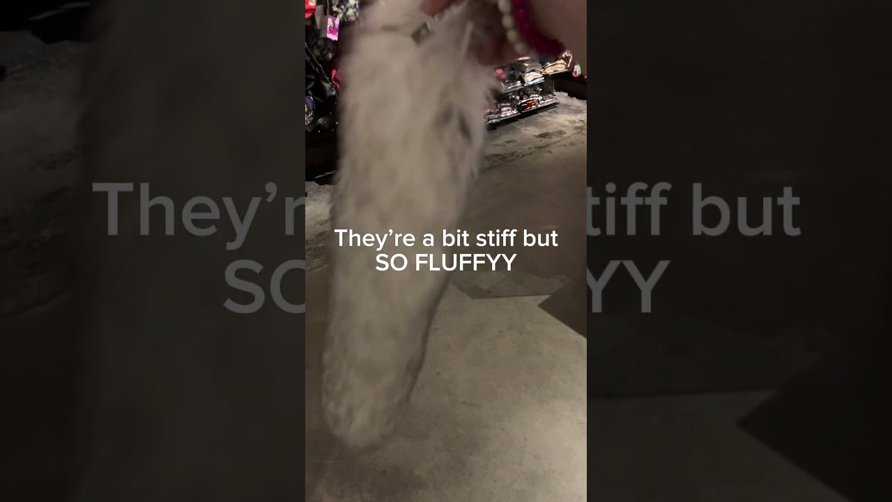 FAUX FUR tails at HOT TOPIC!!!#therian #theriangear #furry #alternative