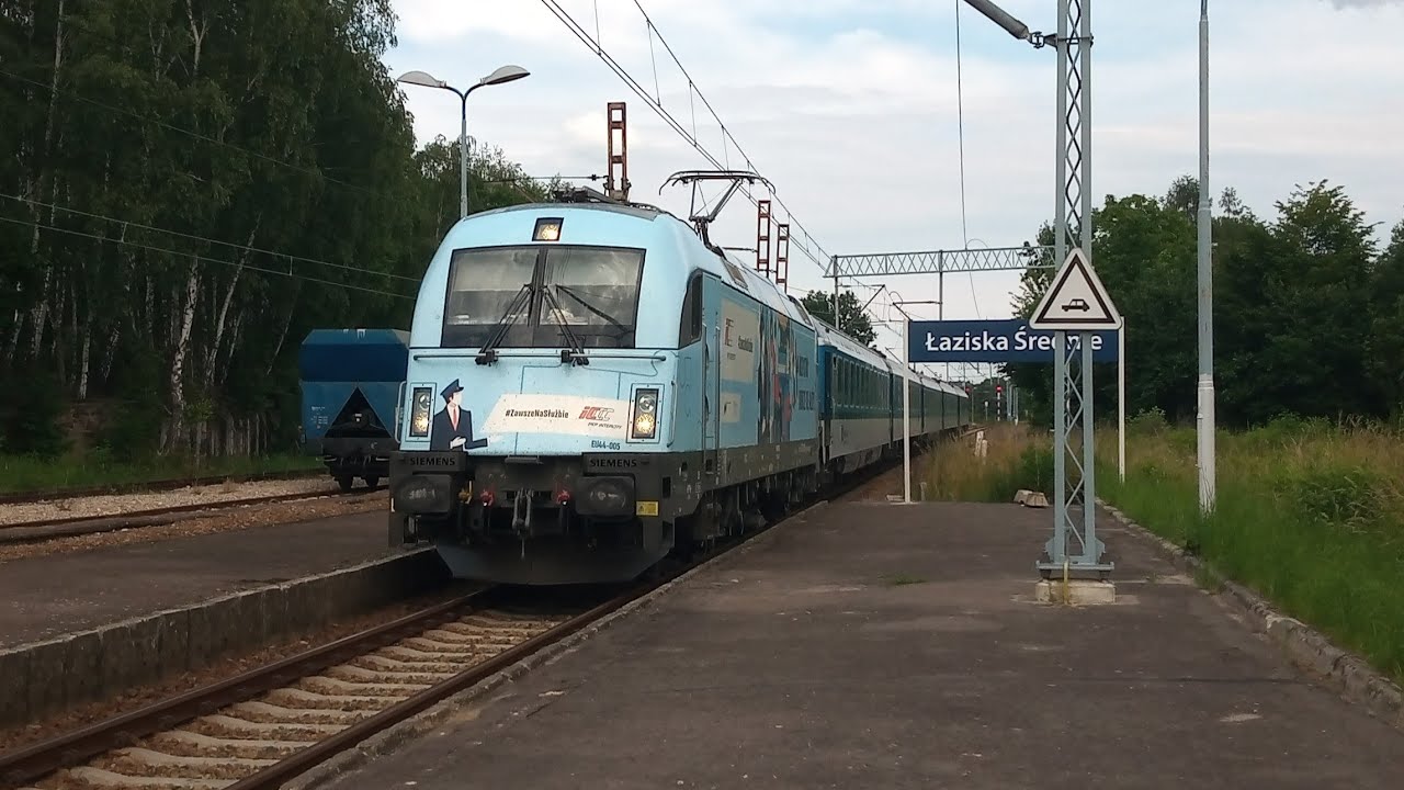 Husarz w pandemicznej okleinie i inni - Łaziska Średnie.