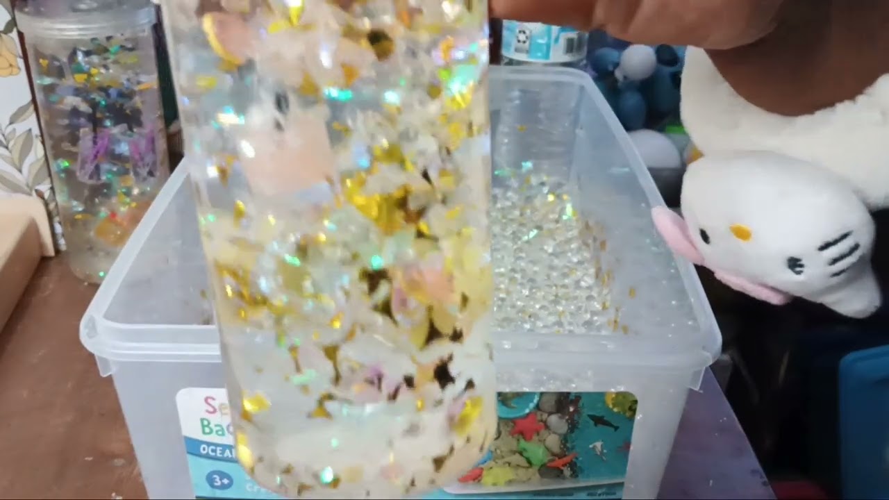 Building Alice's tea store part one. Last video of '25 goodbyes. 