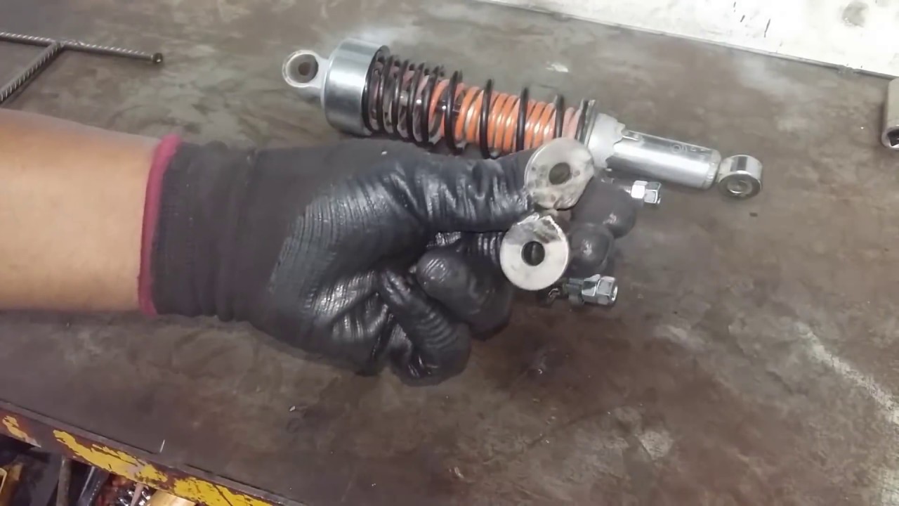Como Desarma el  amortiguador  de tu moto  con este  herramienta