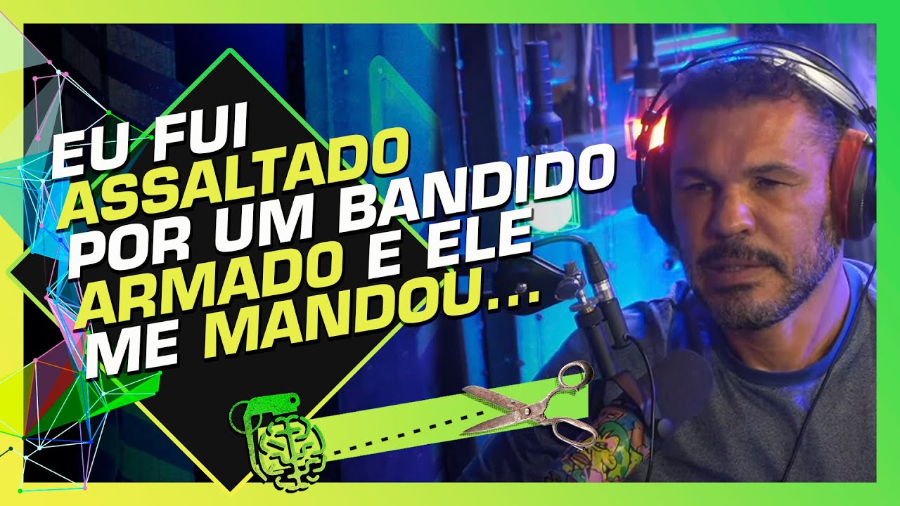 O MINOTAURO FOI ASSALTADO POR UM FÃ - MINOTAURO | Cortes do Inteligência Ltda.