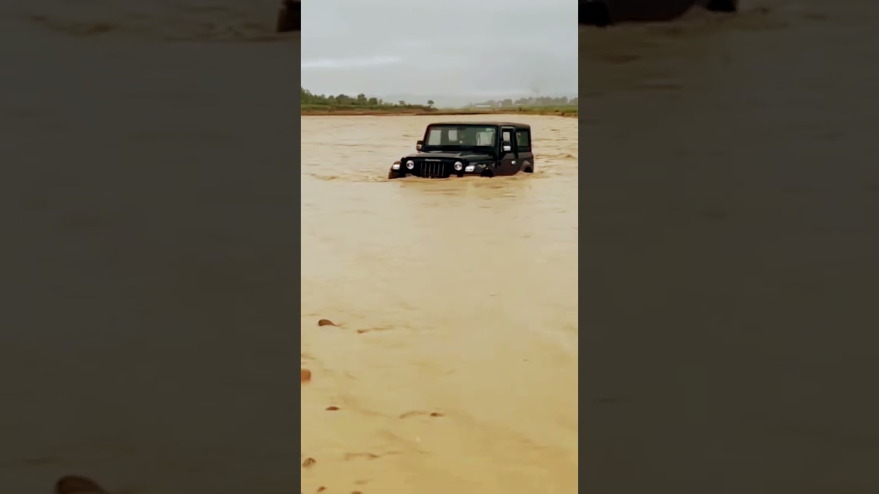 #trending #viral #video #Mahindra Thar in water 🔥🥵🥵🥵🥵🥵🥵