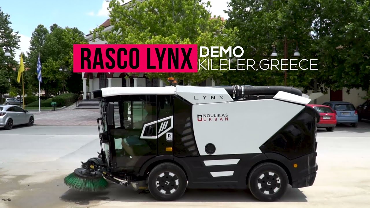 Street Sweeping Demonstration by Noulikas Urban - LYNX Road Sweeper