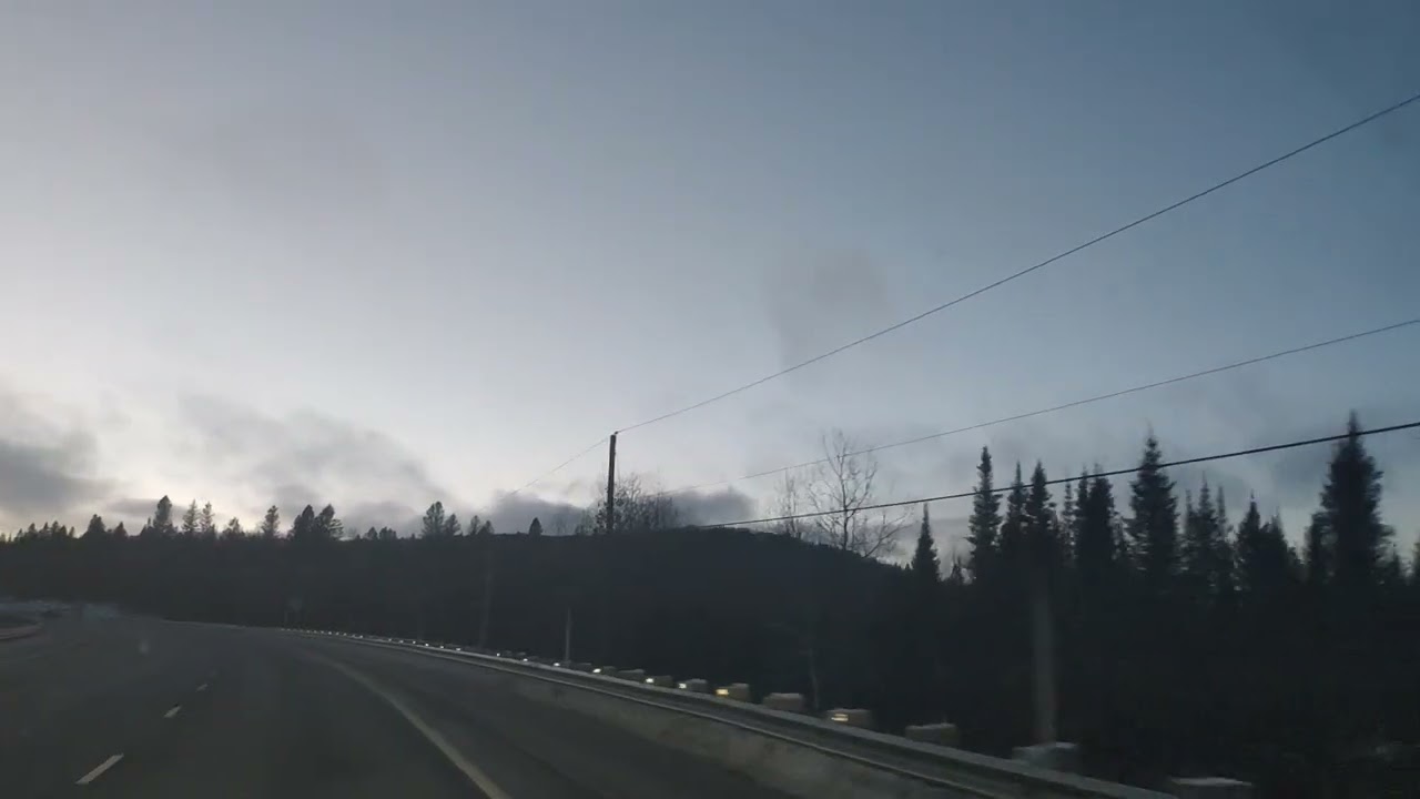 La route 117 entre Montcerf-Lytton et Le Domaine.( 11 novembre 2025 )