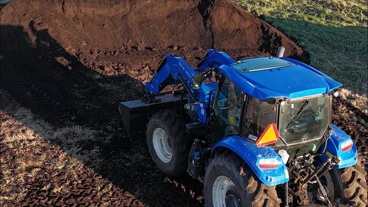 Spreading compost on the horse hay field as fertilizer! A great video. Watch till the end. Subscribe