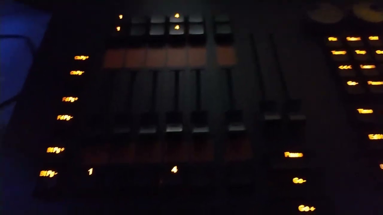 Timecode interno através de Macros GRAND MA 2 