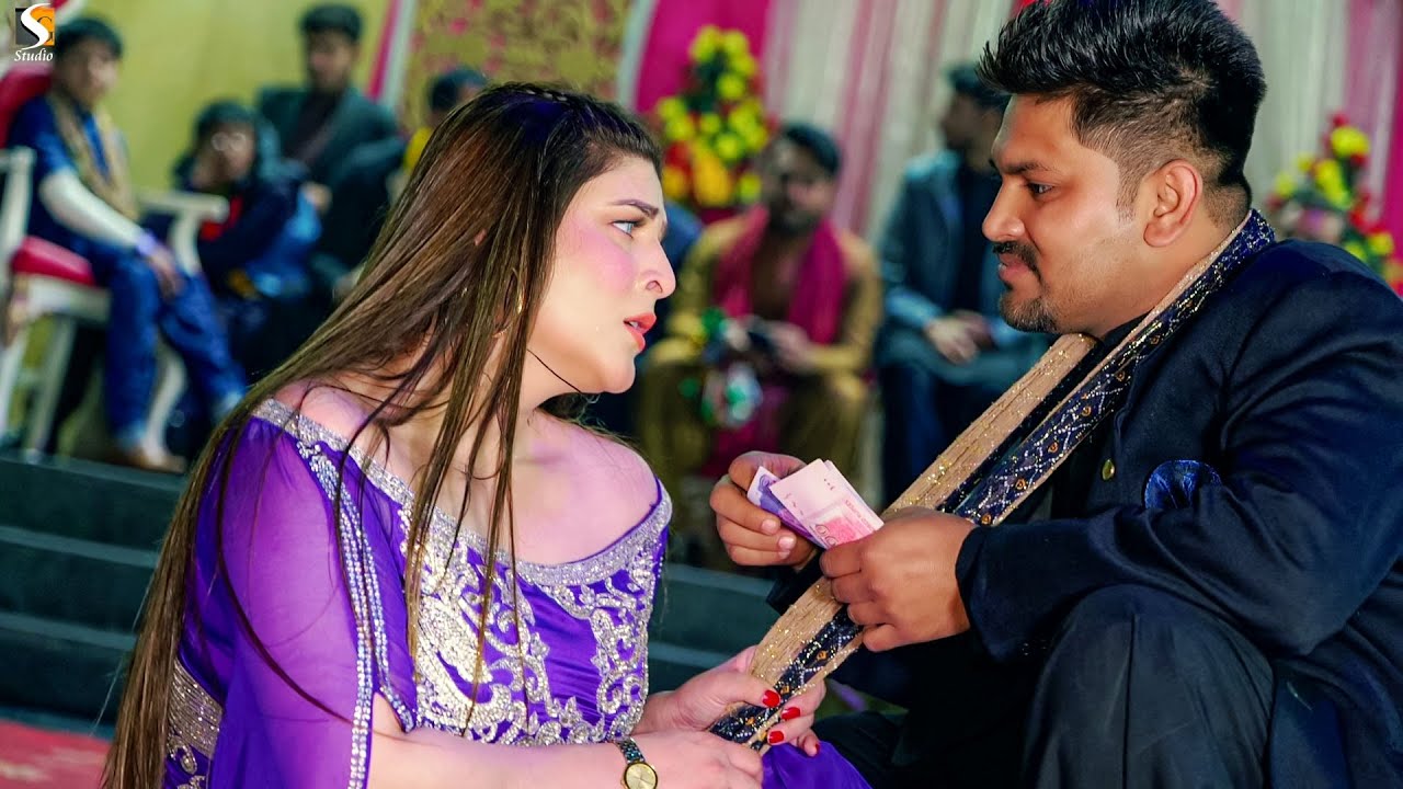 Ve Tu Ki Jaane karni hai Kina Tenu Pyar , Chahat Baloch Dance Performance Bhera Show 2022