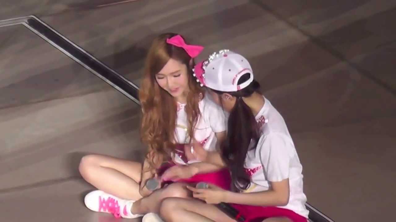 130721 SNSD World TOUR In Taiwan - Talk (JeTi)