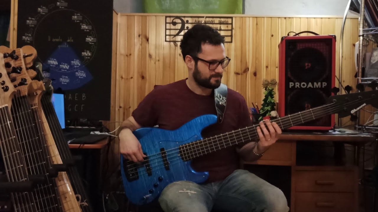 Crack it way open - Greg Howe (bass cover)