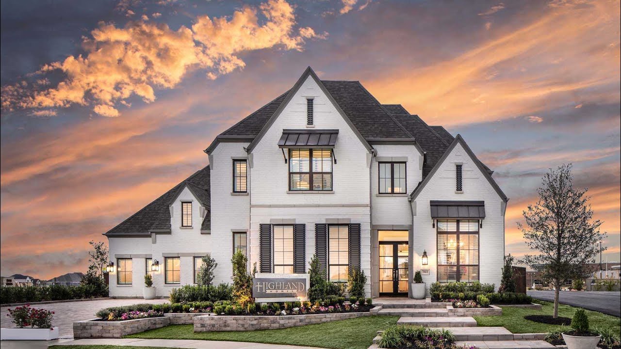 Touring 3 Brand New Million Dollar Texas Model Homes!
