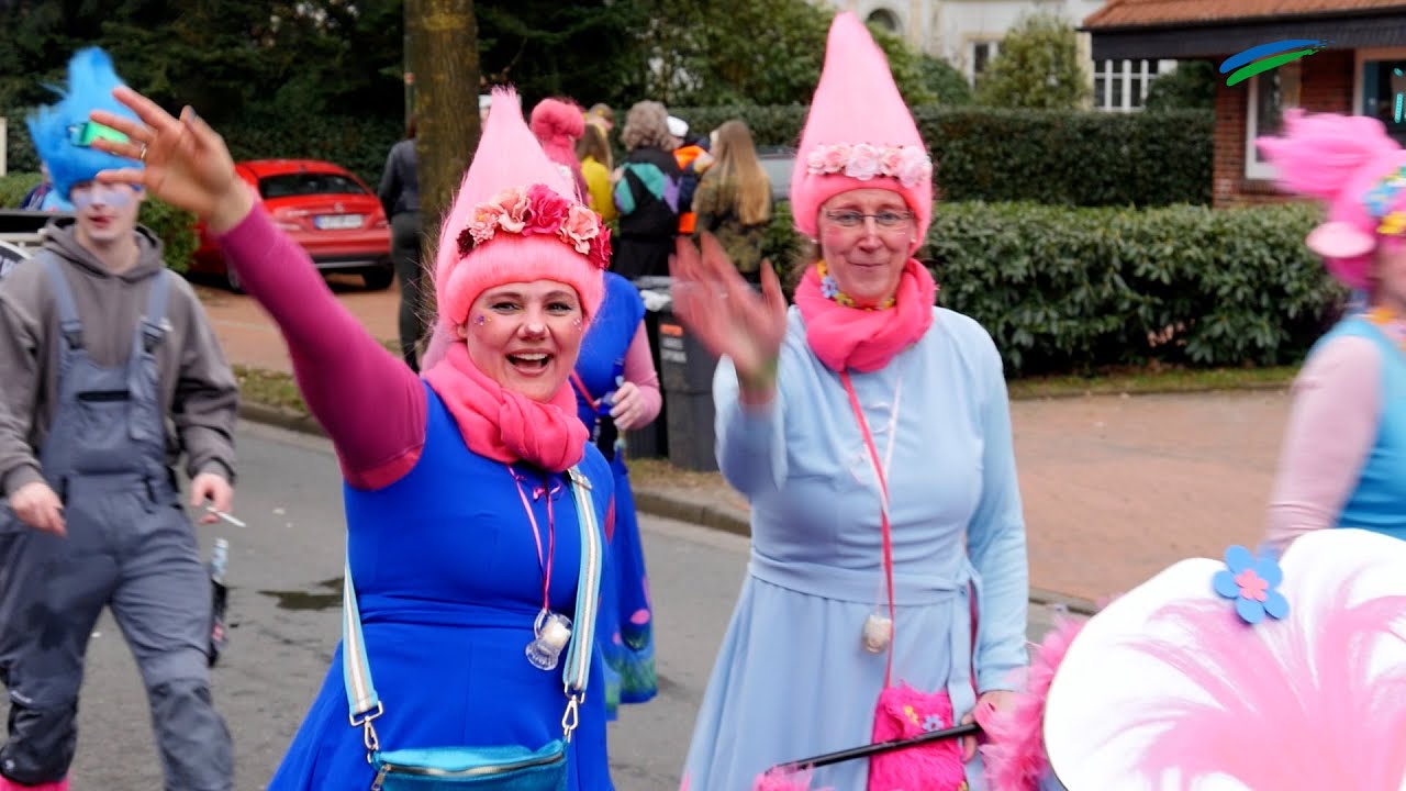 Karneval in Ramsloh: Großer Umzug mit 10.000 Besuchern