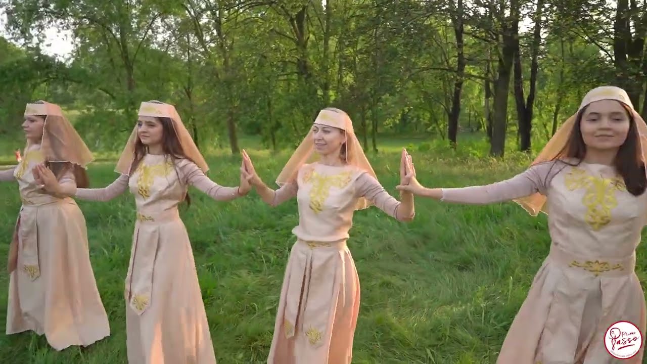Danza Armeana - Gruppo Elle - Scuola di danza Primo Passo