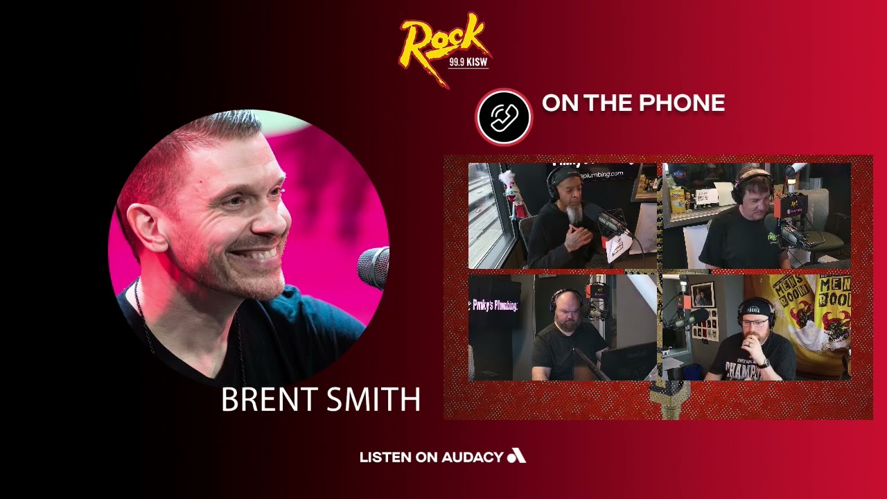 Brent Smith from Shinedown is in the Mens Room