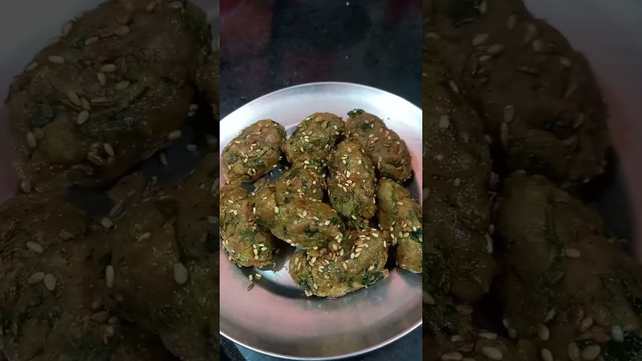 पारंपारिक पदार्थ विसरत चाललो 3 पीठ वापरून मेथीचे मुठिया सकाळचा ब्रेकफास्ट रेसिपी Methi Muthiya 