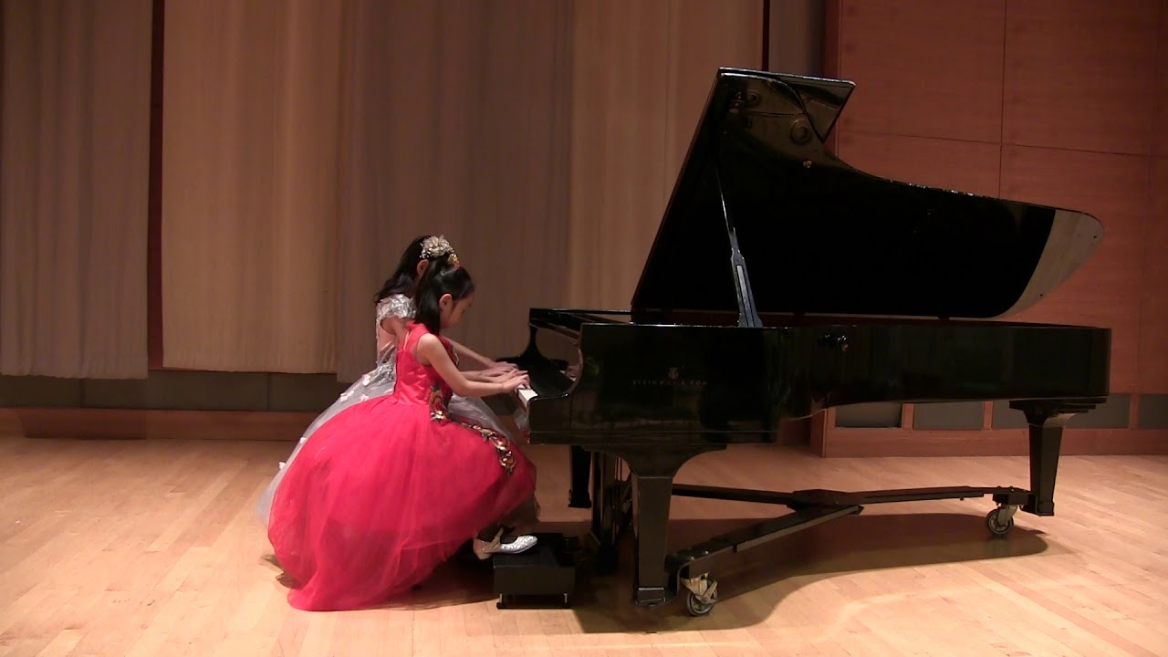 Sophie&Alice play Duet-- Baroque Dance by Catherine Rollin