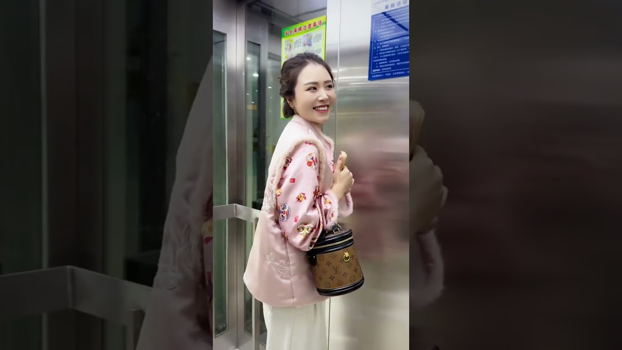媳妇新的一年本命年就到了  想送黄金媳妇嫌贵不买一套内衣完美解决
