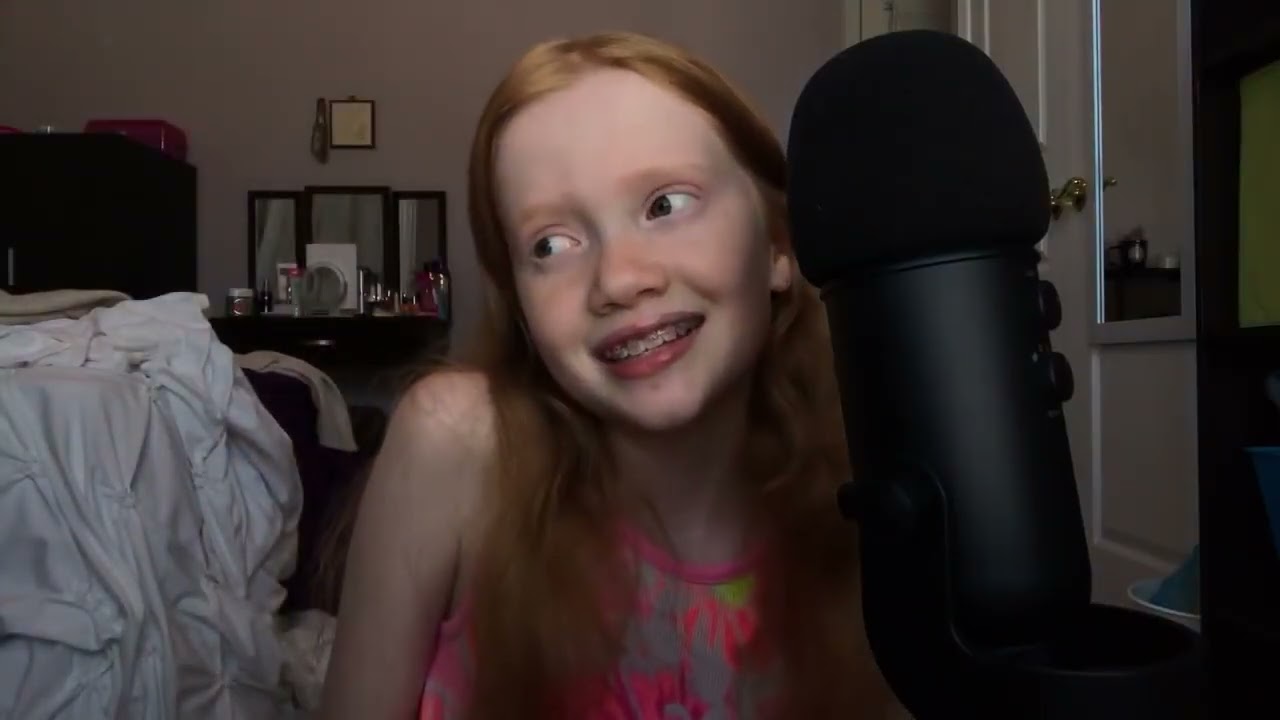 ASMR~ Whispering Fans Names