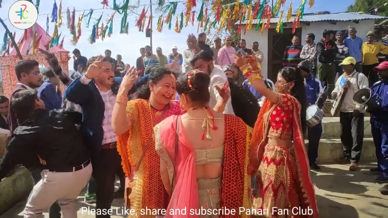 Cream Paudara || क्रीम पाउडर || Kumaoni Band || पहाड़ी बैंड