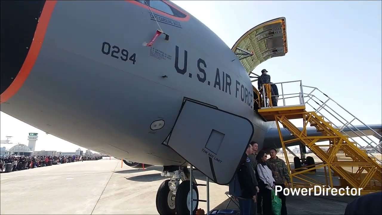 【機内公開】米軍嘉手納基地所属のKC-135R ストラトタンカー（Stratotanker）空中給油機 - 小牧基地航空祭オープンベース- JASDF Komaki Base 2026.3.1