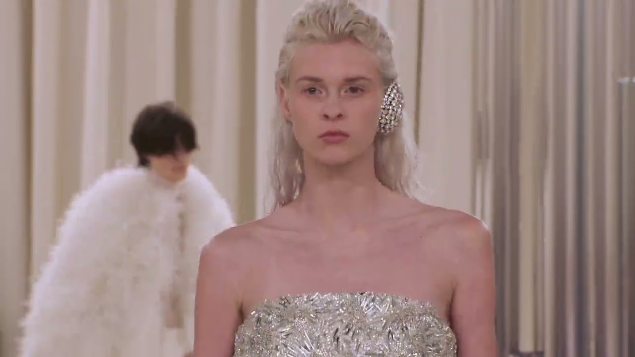 ASHI FW 22/23 COUTURE COLLECTION