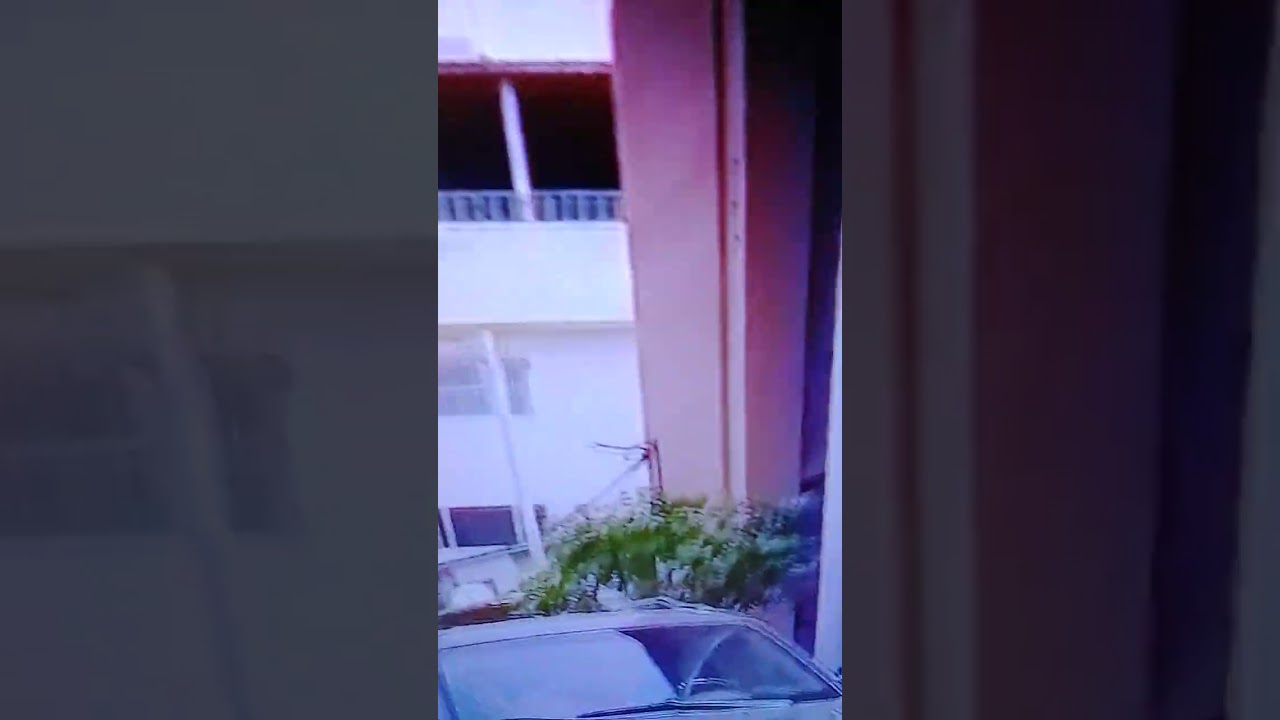 COTONOU BÉNIN VOITURE SUR LA ROUTE(1)
