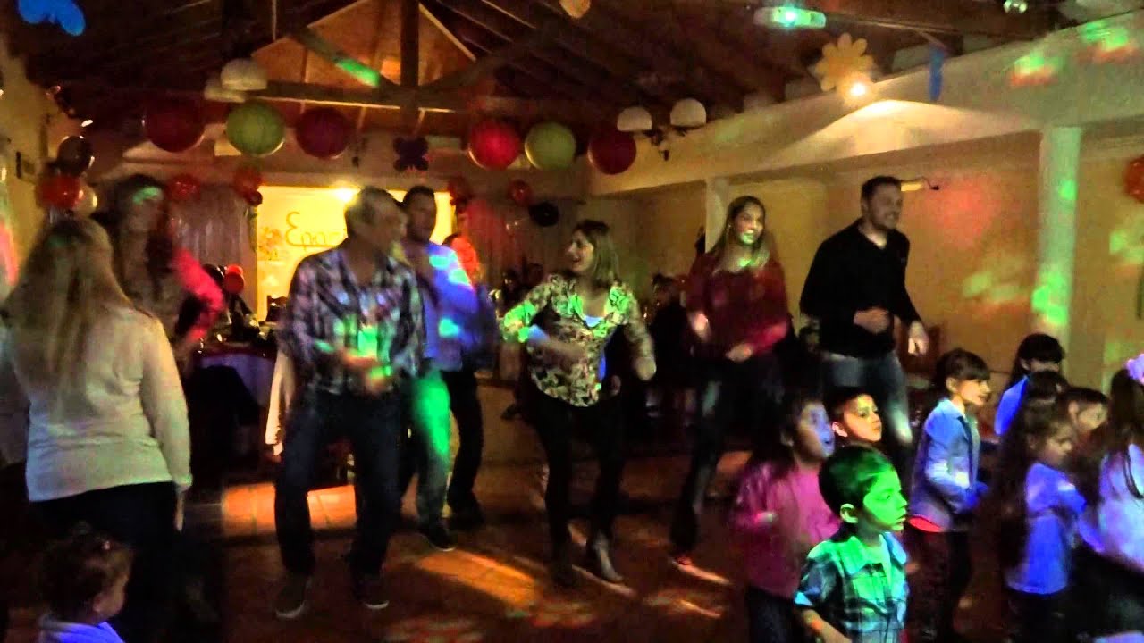 Salón Evaristo´s; Cumple 4 de Bautista: Coreografía