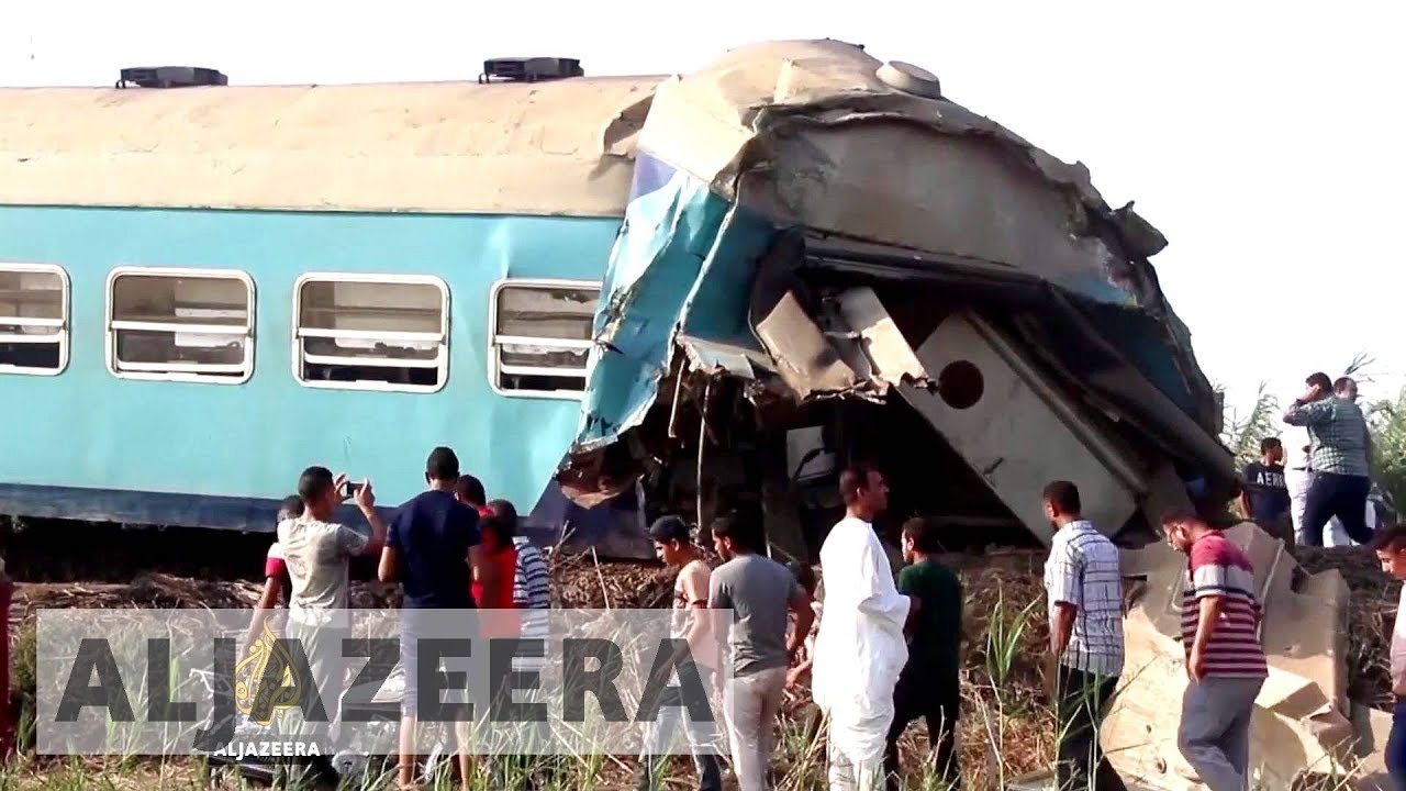 Egypt: Dozens killed in Alexandria train collision