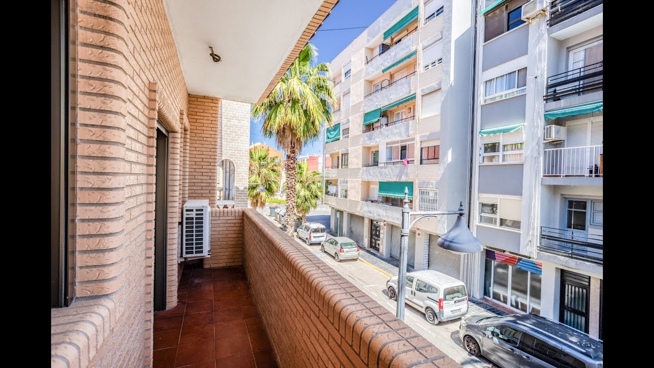 Nazaret - El Nuevo Barrio de Moda en Valencia