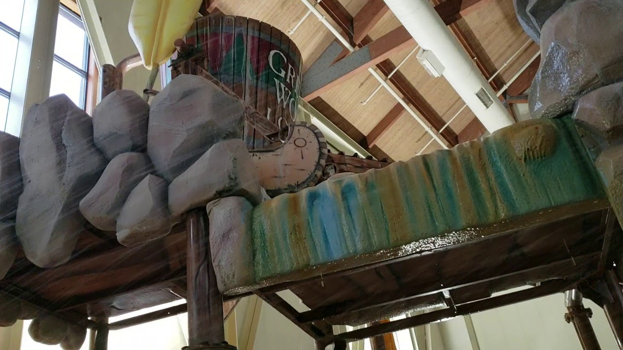 The big bucket at greatwolf lodge 2019