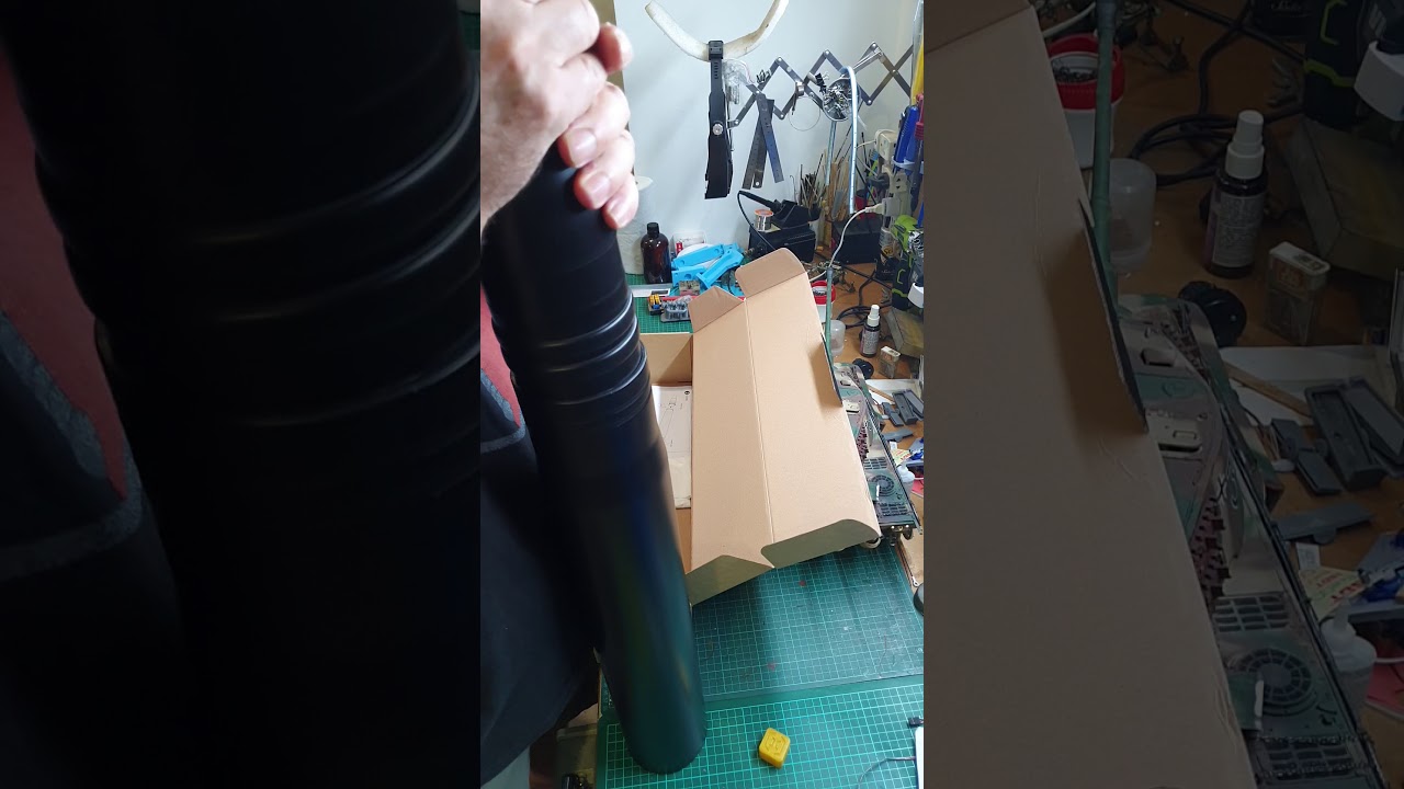 Unboxing the 8.8cm Pzgr.39 (APCBC) 1:1 (Apologies for the portrait format)