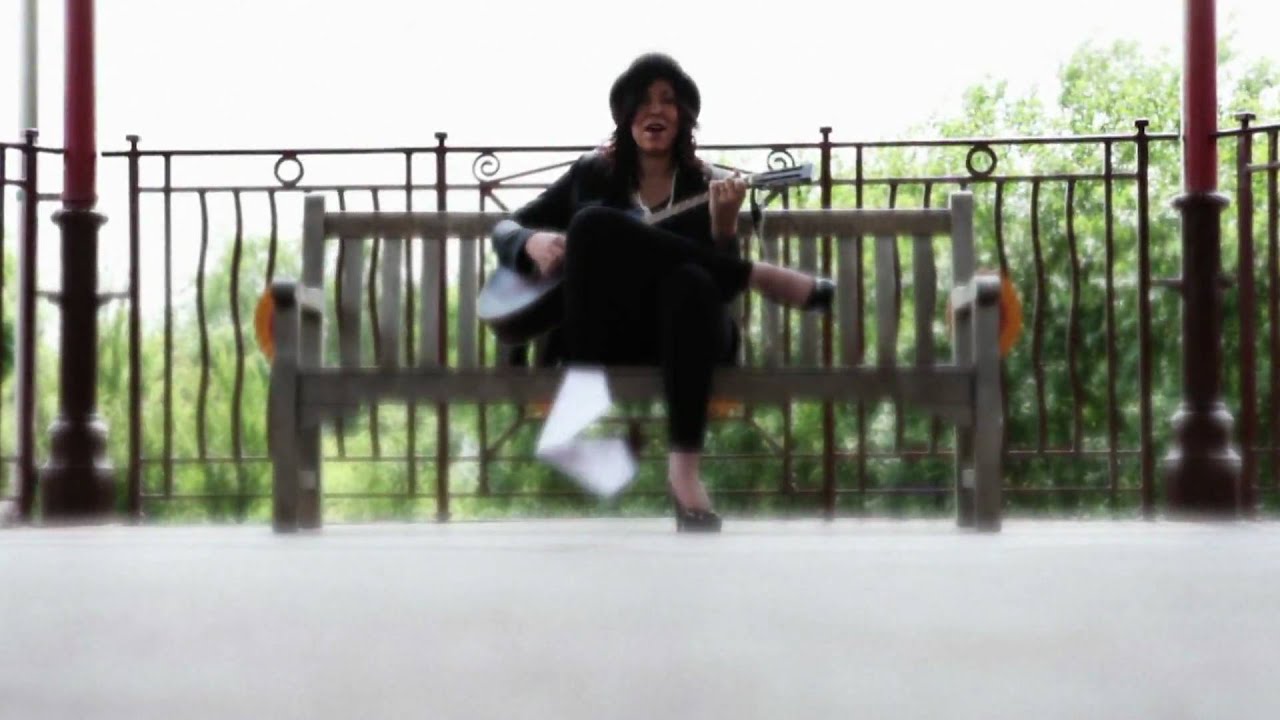 Thea Gilmore- You're The Radio