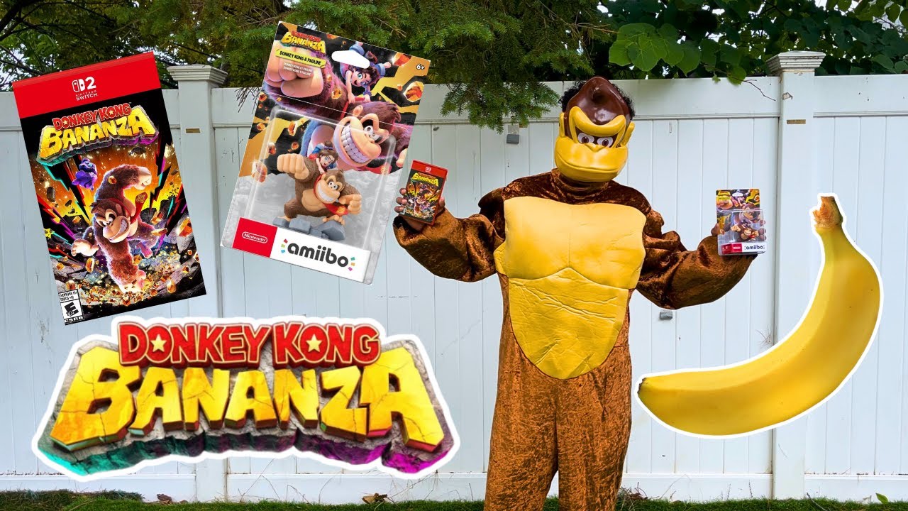 MONKEY UNBOXES DONKEY KONG BANANZA