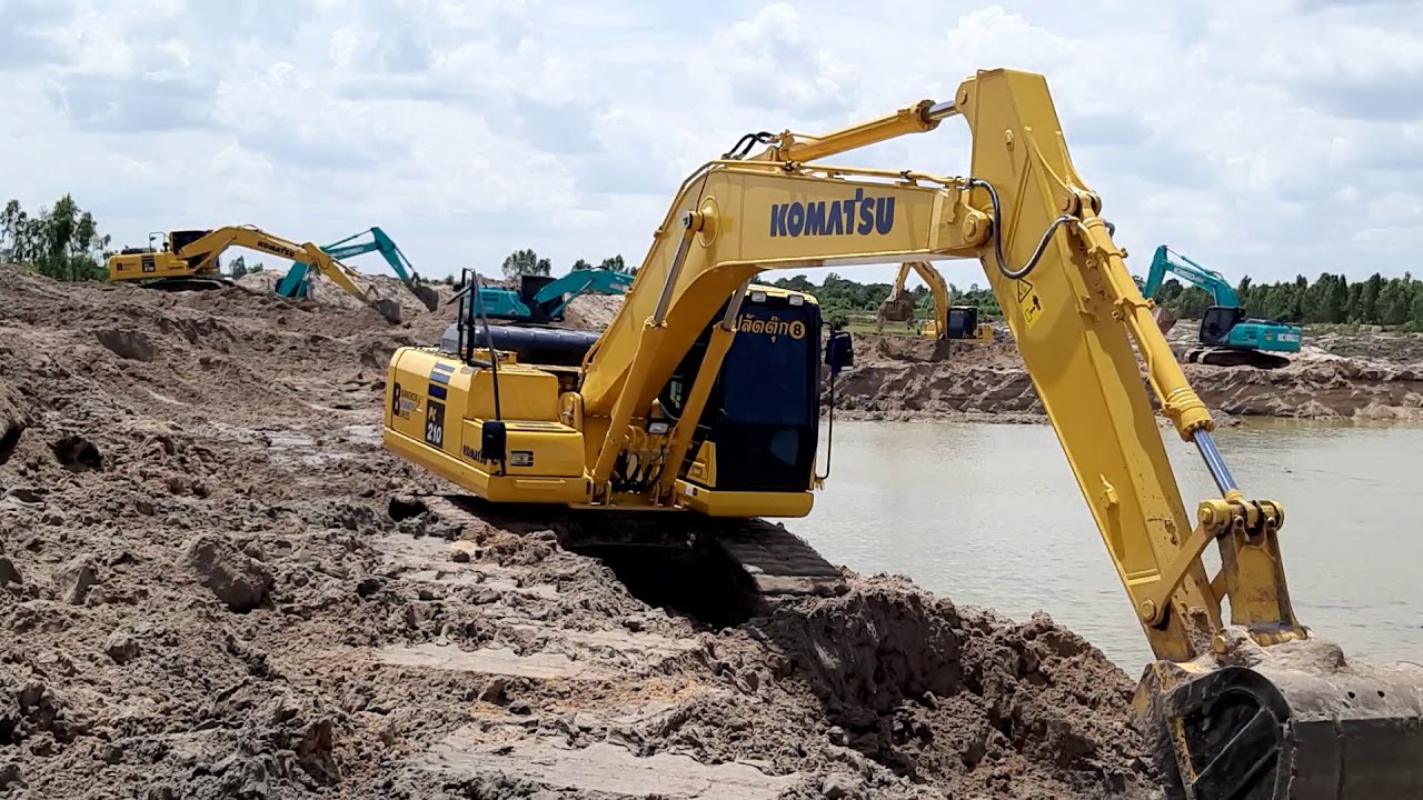 รีวิว new komatsu pc210-10m0 VS new kobelco sk200-10 ถล่ม แก้มลิง EP.4999