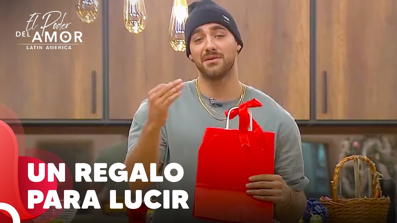 Kimberly Recibe Un Regalo De Austin | El Poder Del Amor Capitulo 124