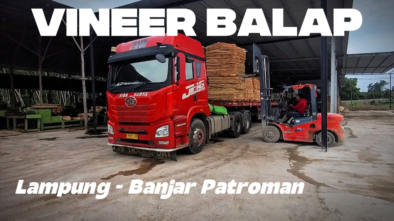 Muatan yang wajib ngencengin tali setiap berhenti..!! Vineer balap menuju banjar