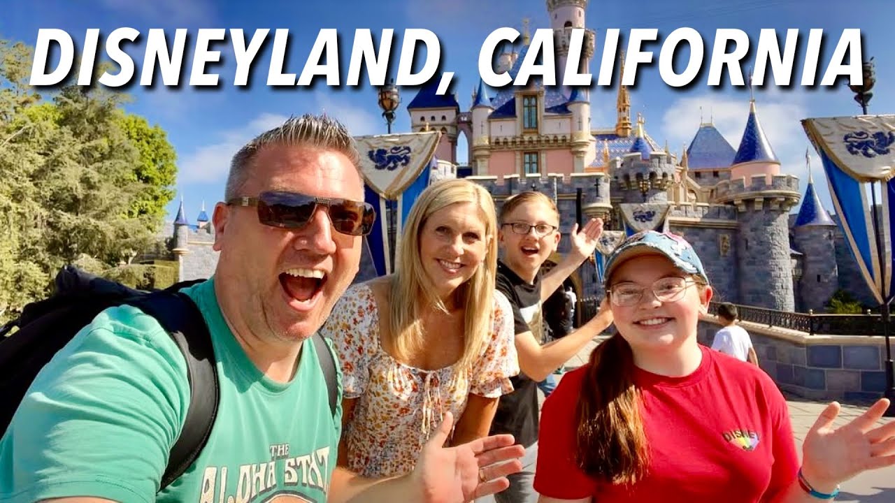 Disneyland California! (First time at Galaxy’s Edge!)