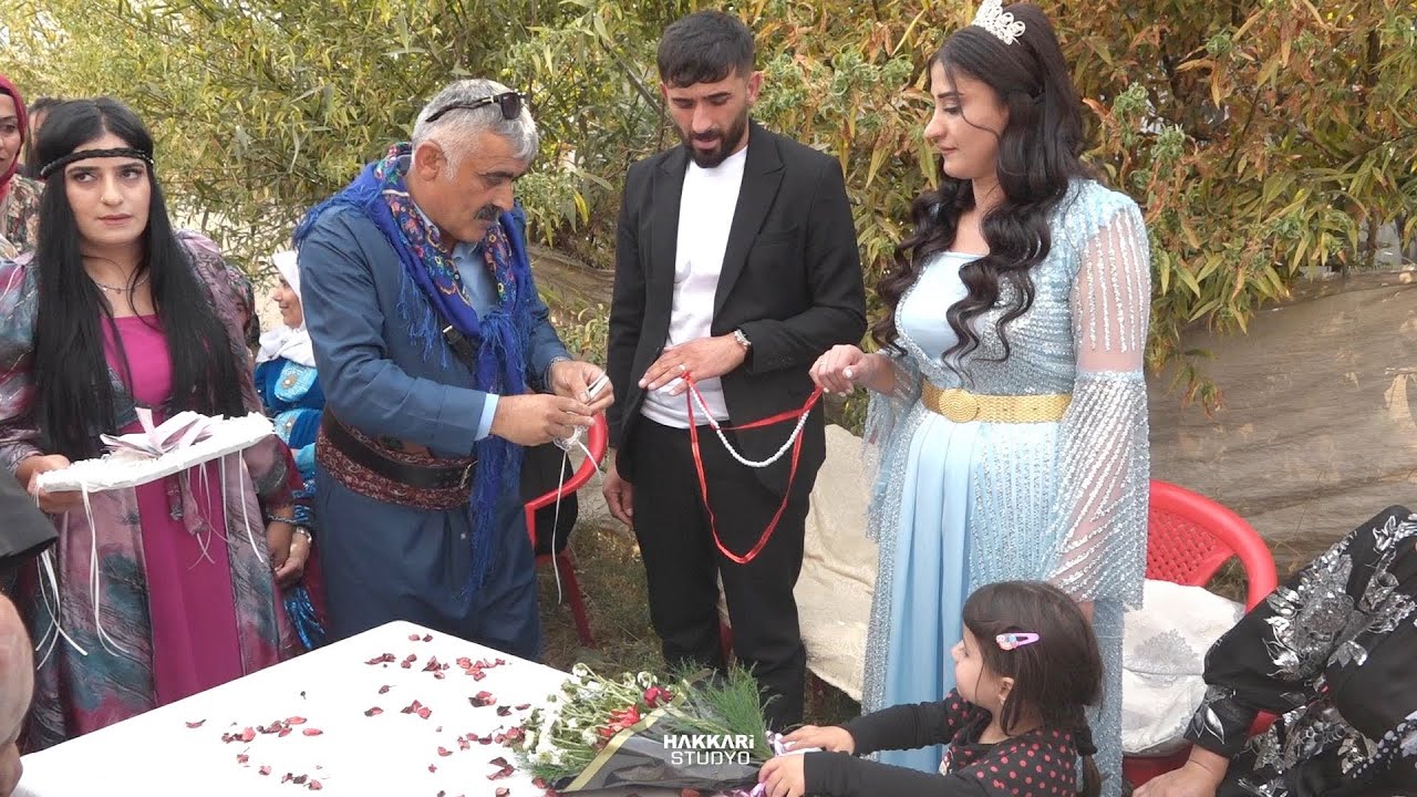 Fatma ile Mehmet Ak Nişan Töreni