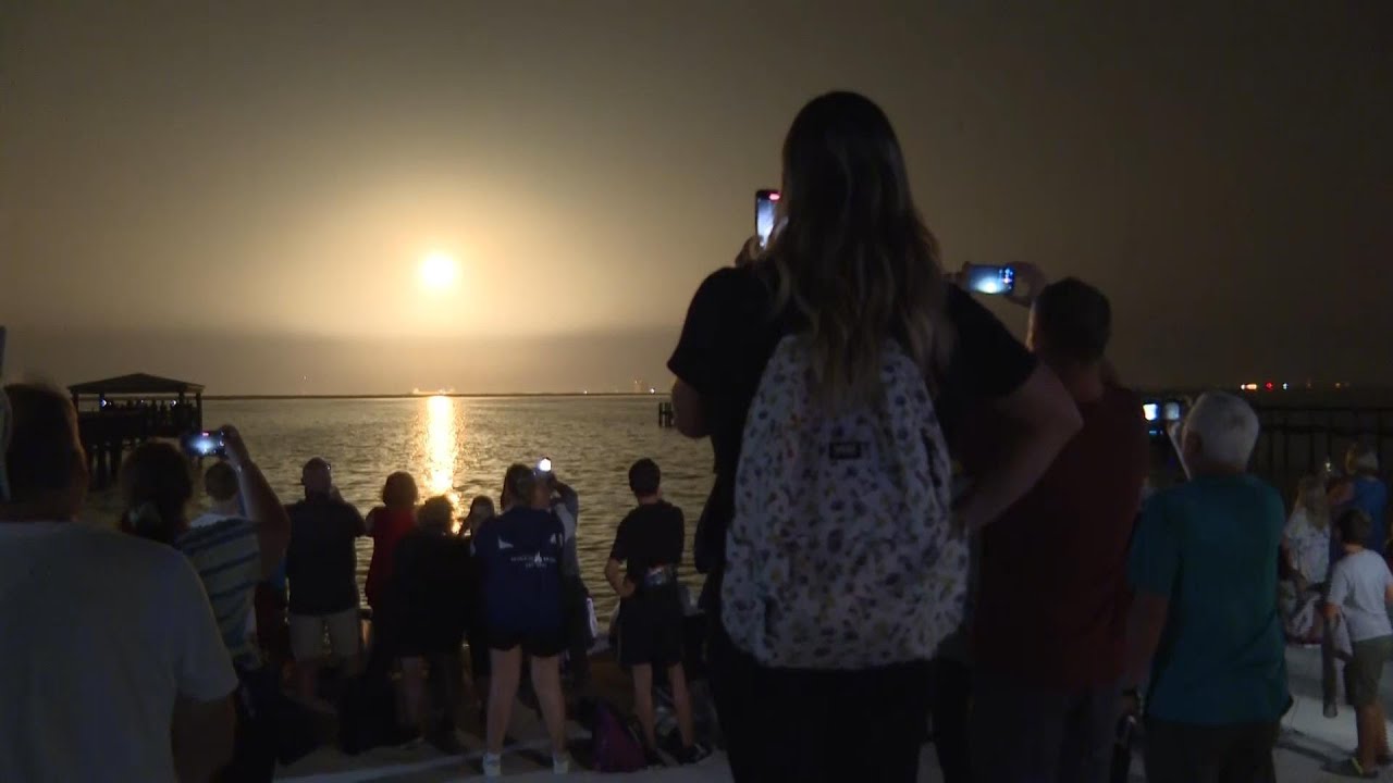 Crowd watches spectacular night-time launch of SpaceX crew from Florida