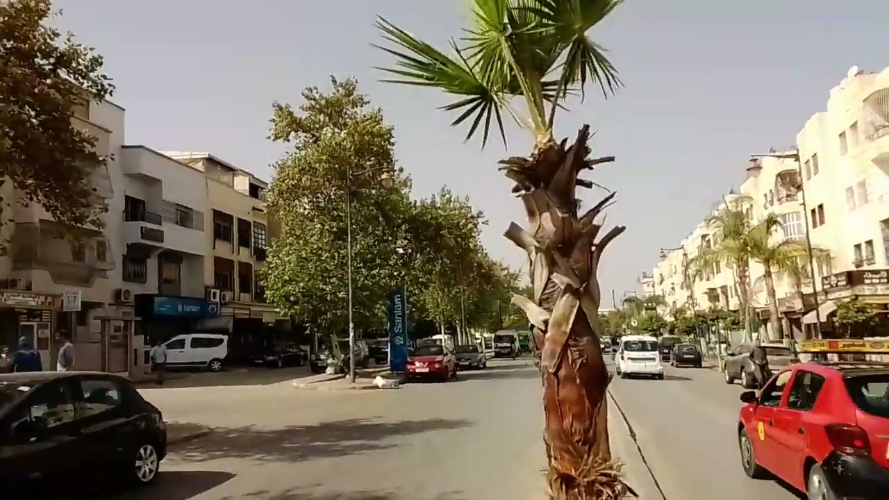 مقهى للبيع قديمة ومعروفة الشارع الرئسي بنسودة فاس 200 مليون قابلة للتفاوض 0615577917 و0714652953