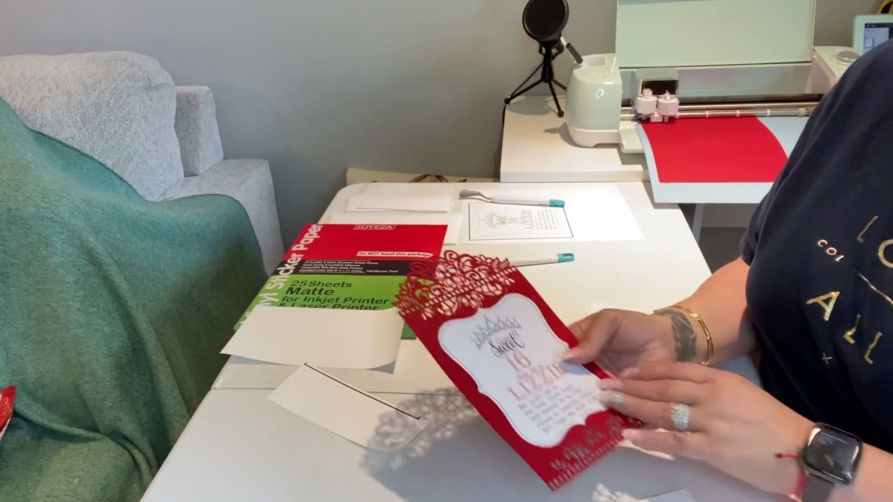 DIY SWEET SIXTEEN INVITATIONS ON MY CRICUT