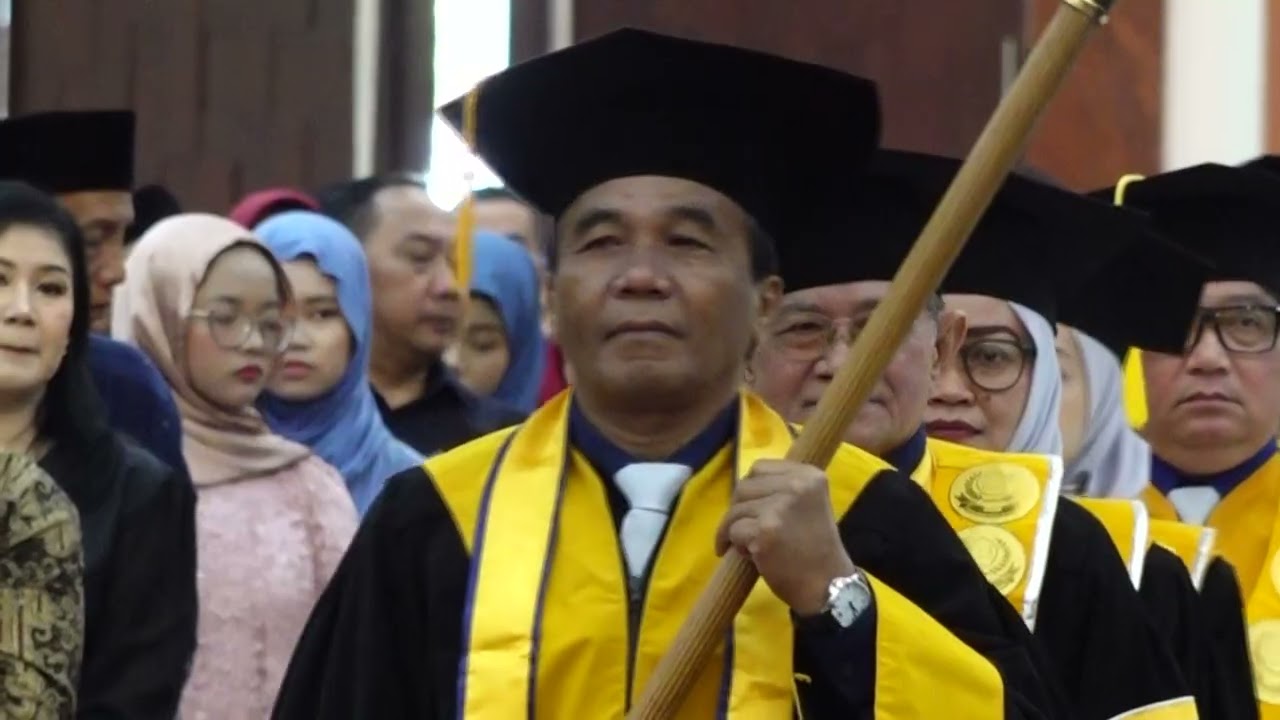 WISUDA STIE MBI 2025