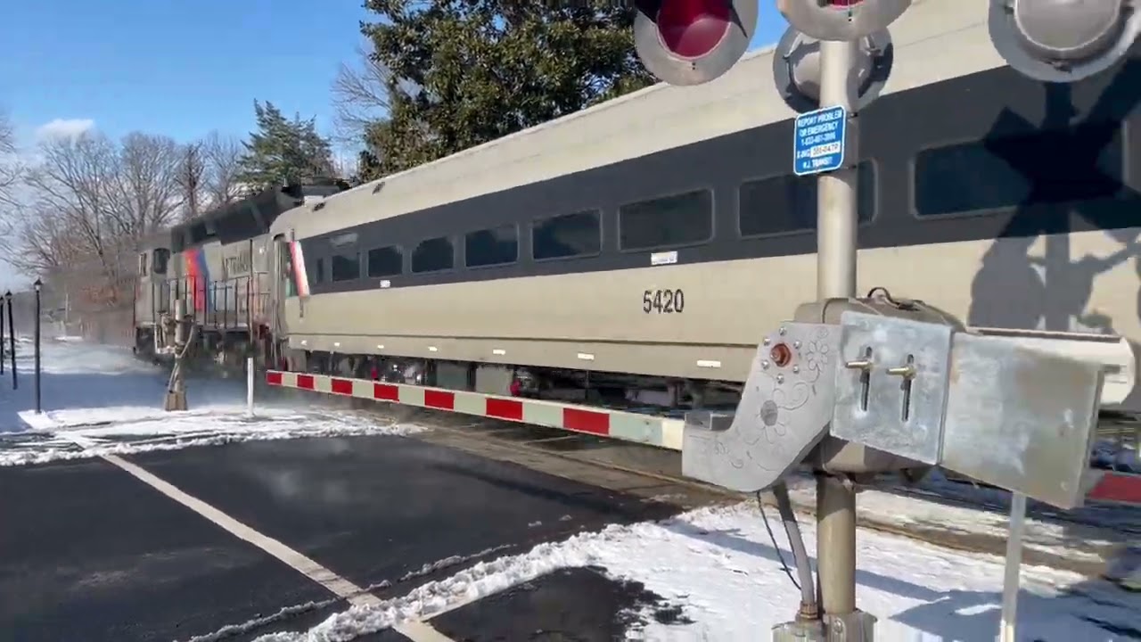 Nj transit 4668  4671  4670 4673 4674  4677 4677 back and forth phila and acl